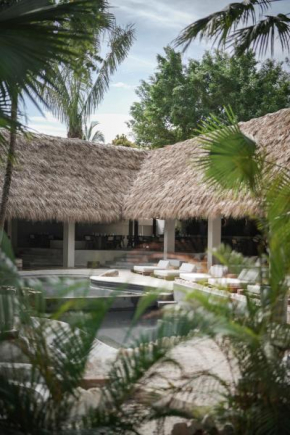 Esh Hotel - Adults Only